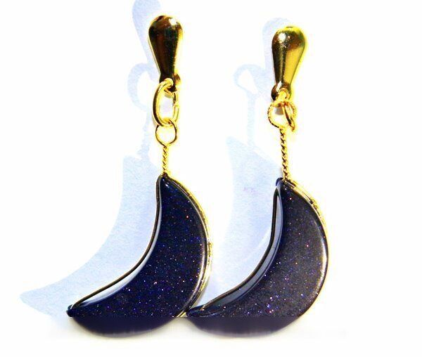 Brinco Meia Lua Pedra Estrela Ranhurado Dourado