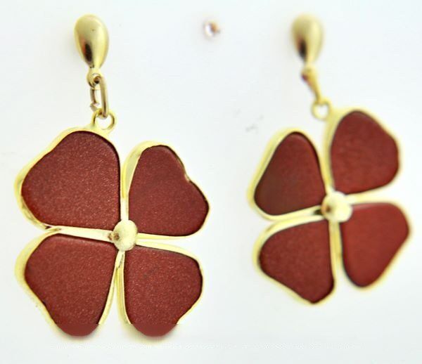 Brinco Trevinho da Sorte Pedra do Sol Tarracha Dourado