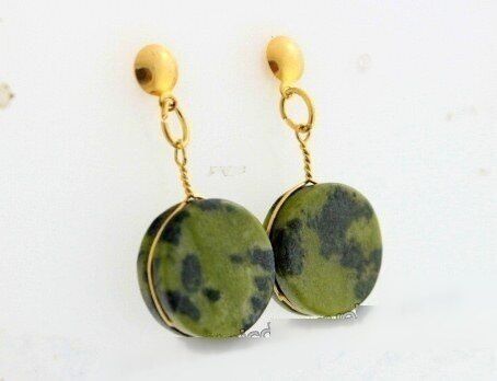 Brinco Disco Pedra Jadeita Tarracha Dourado