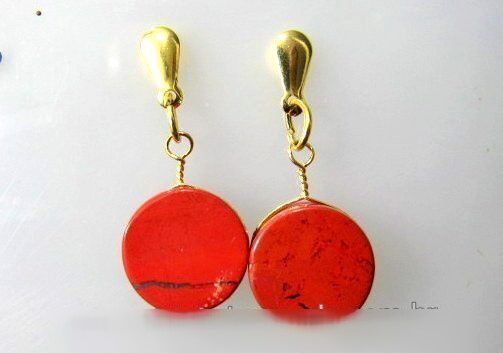 Brinco Disco Pedra Quartzo Vermelho Tarracha Dourado