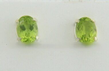 Brinco Pedra Peridoto Verde Facetado Tarraxa Prata 950
