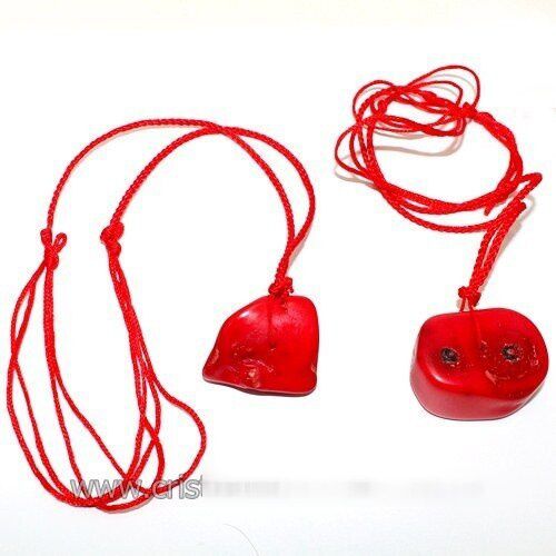 Colar Fio Trançado com Pedra Coral Vermelho