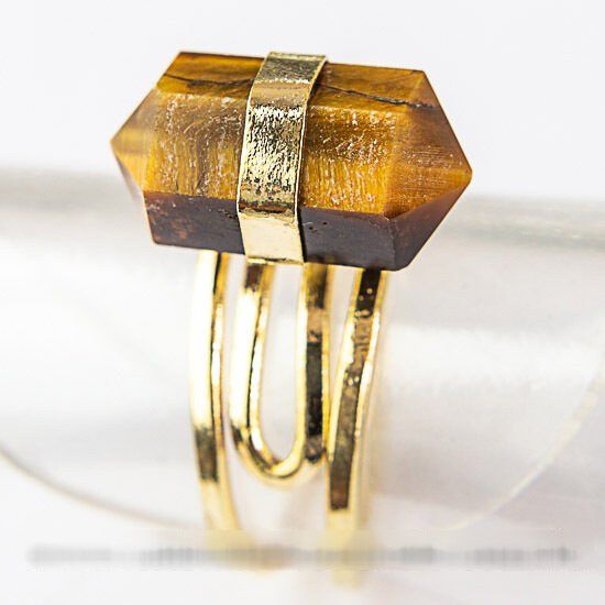 Anel Micro Pontinha Olho de Tigre Bi Ponta Ajustavel Dourado