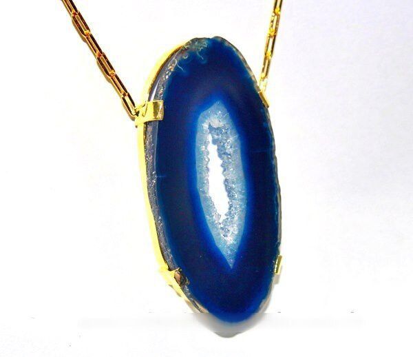 Colar Chapa de Agata Azul Montagem Vertical Dourado