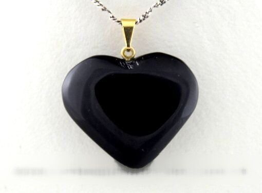 Colar Coração Ônix Preto Natural Montagem  Flash Dourado