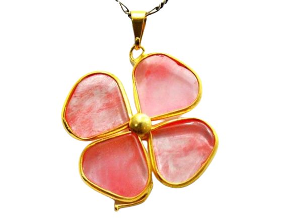 Colar Trevo Cherry Rosa Trevinho da Sorte Montagem Dourado