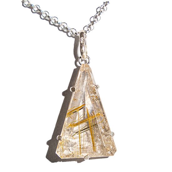 Colar Triângulo Pedra Rutilo no Cristal Garra Prata 950