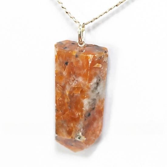 Colar Pontinha Calcita Laranja 45mm Presilha Pino Prata 950