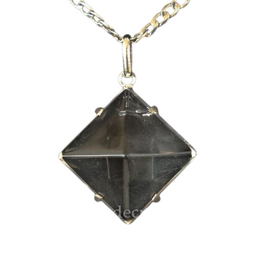 Colar Pirâmide Cristal na Garra Montagem Pino Prata 950