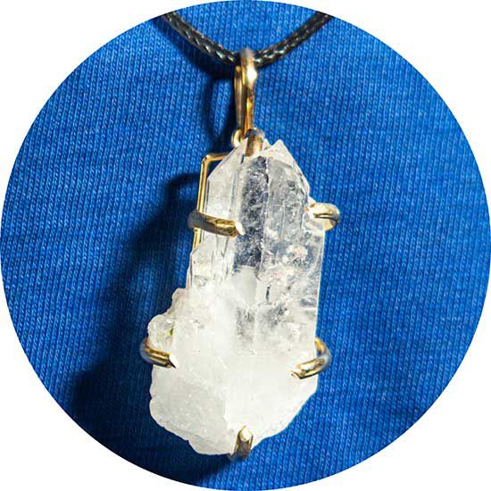 Colar Drusa de Cristal Bruta Natural 30mm na Garra Dourada