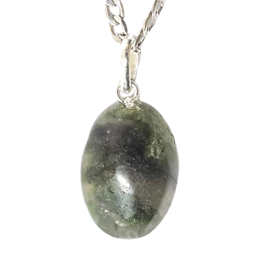 Colar Cabochão Oval Pedra Epidoto Verde 20mm Pino Prateado