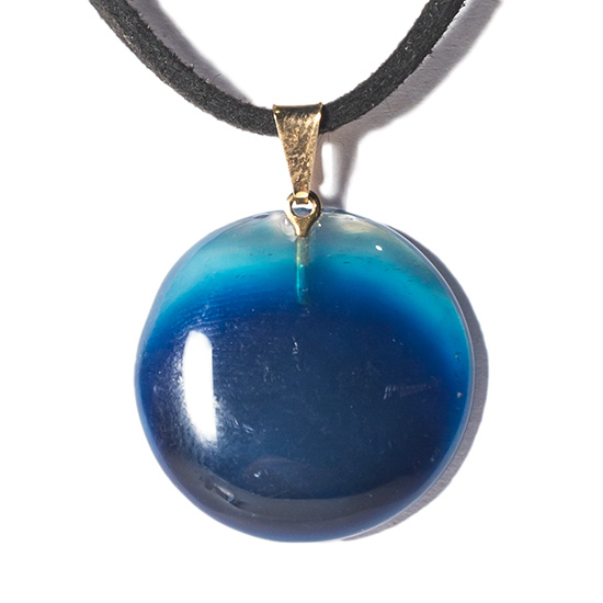 Colar Disco Agata Azul 24mm Pedra Natural Pino Dourado