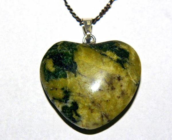 01 Pingente Nlux Coração Jadeita Verde Montagem Pino Prata 950
