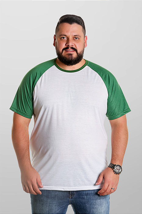 Camiseta Raglan Plus Size Branca Com Manga Verde 100% poliéster