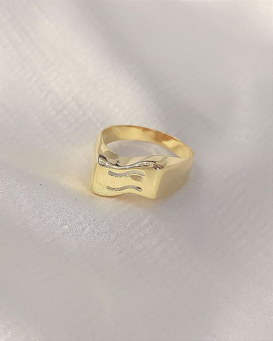 Anel Ondulado Topo Reto Filete Vazado Banhado Ouro