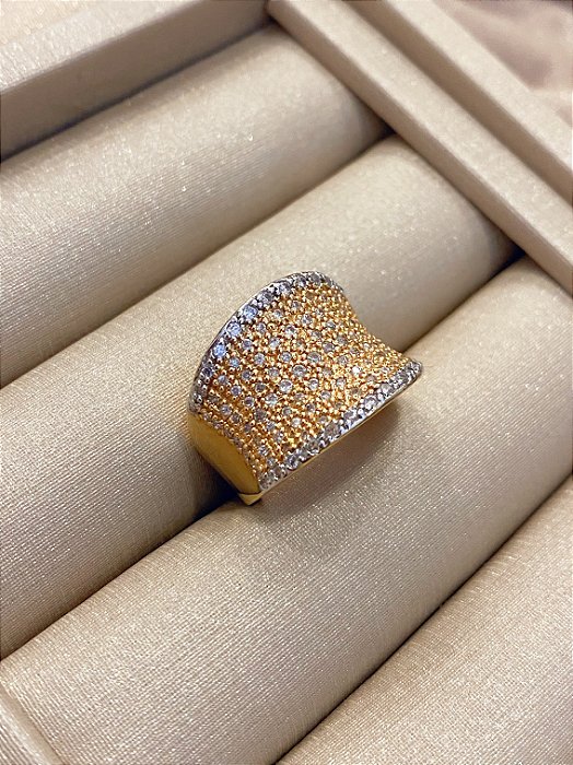Anel Micro Zircônias Cravejadas Banhado em Ouro 18k