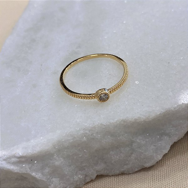 Anel Solitário Minimalista Cravejado Zircônia Banhado Ouro