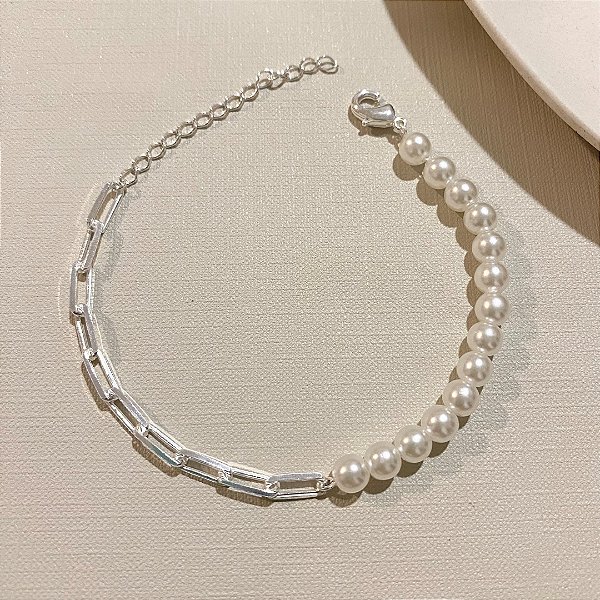 Pulseira Duo Pérola e Correntaria Alongada Banhada em Prata