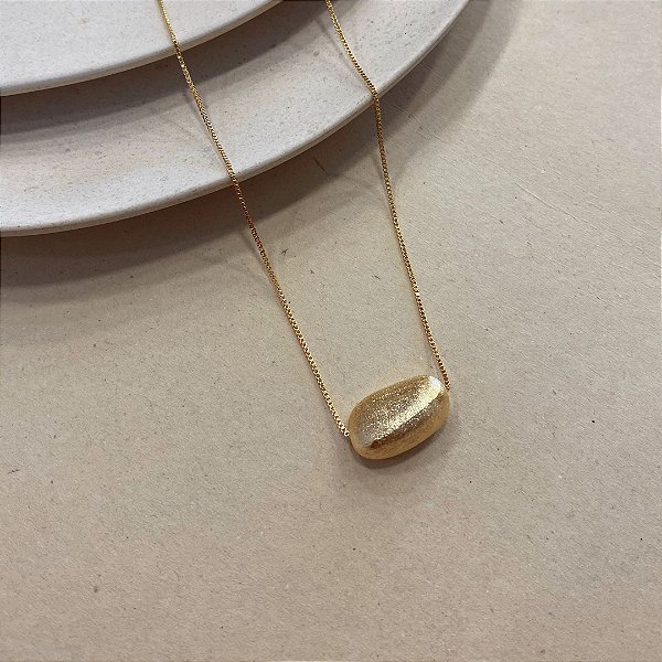 Colar Orgânico Inspiração Pedra Rolada Banhado em Ouro