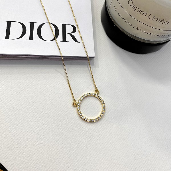 Colar Longo Delicado Vazado Banhado em Ouro