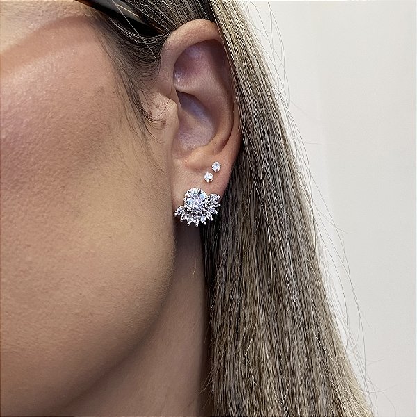 Brinco Leque Cravejado Zircônia Banhado em Ródio