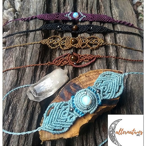 Pulseira macramê com pedra esfera