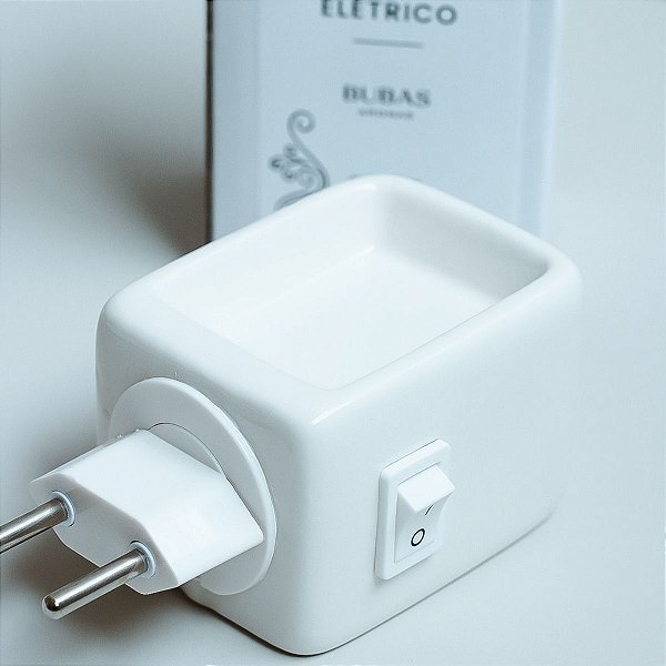 DIFUSOR ELÉTRICO DE TOMADA