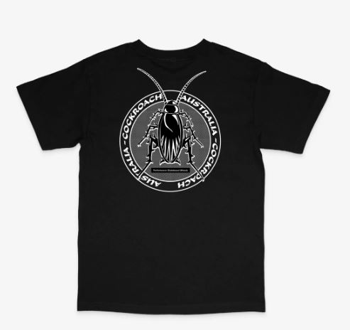 CAMISETA COCKROACH PEST PRETA TAMANHO XL (GG)