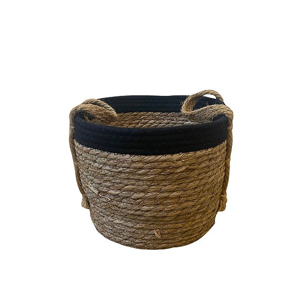 CESTO EM FIBRA NATURAL COM PRETO