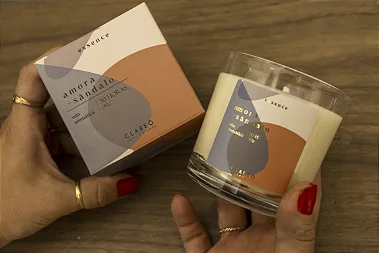 Velas Essence