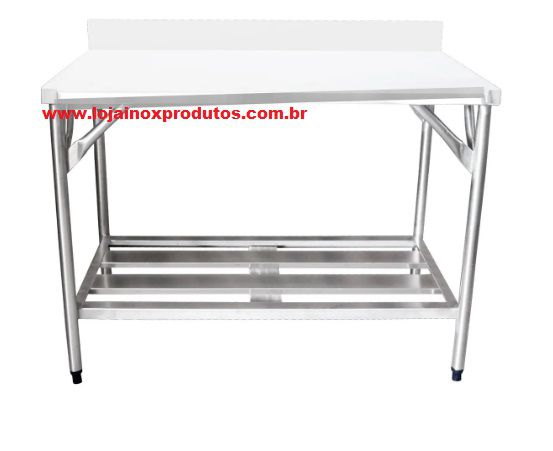 MESA EM INOX COM TAMPO DE POLIETILENO (12MM)