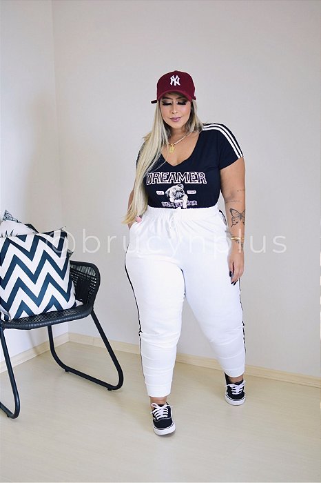 CONJUNTO BULDOG - BLUSINHA PRETA E CALÇA BRANCA