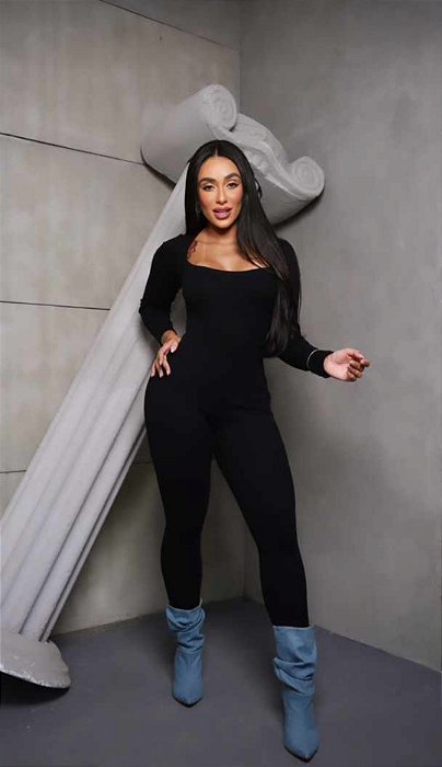 Macacão Eliza Preto