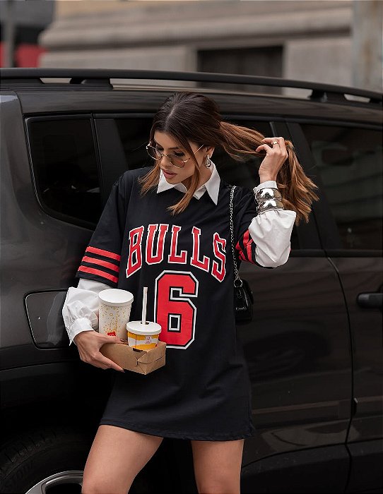 Camiseta Oversized Bulls Preta
