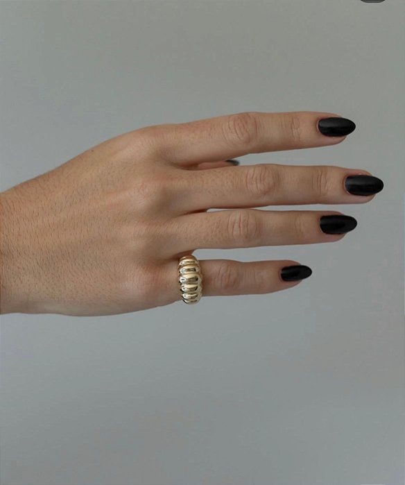 Anel Dedinho Croissant Banhado no Ouro Amarelo