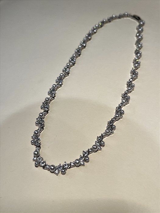 Colar Riviera Pérolas e Zircônia