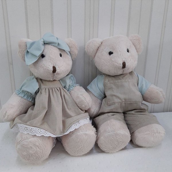 Casal de Ursos de Pelúcia