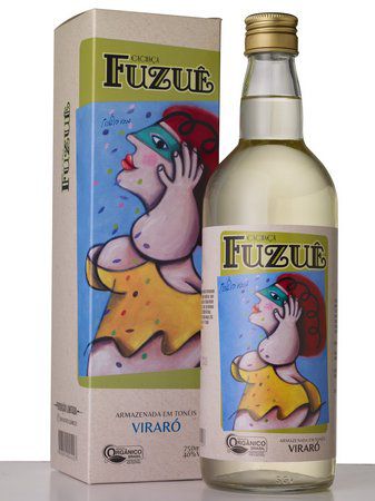 CACHAÇA FUZUÊ 750ML ARMAZENADA EM VIRARÓ(AMENDOIM) ORGÂNICA