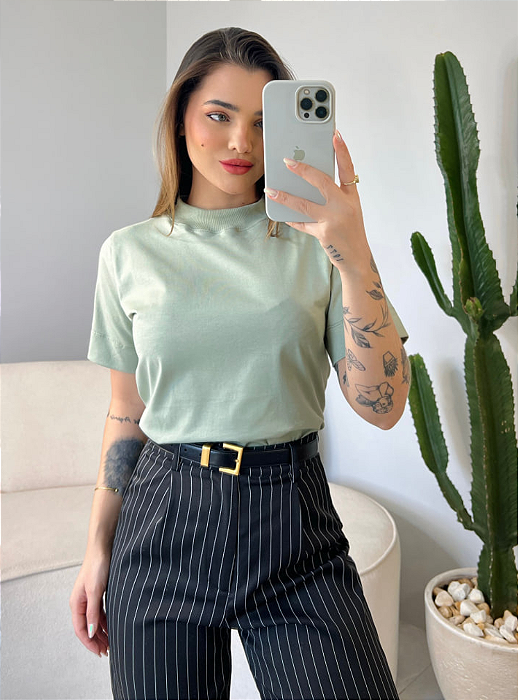 T-SHIRT GOLA ALTA LISA - VERDE OLIVA