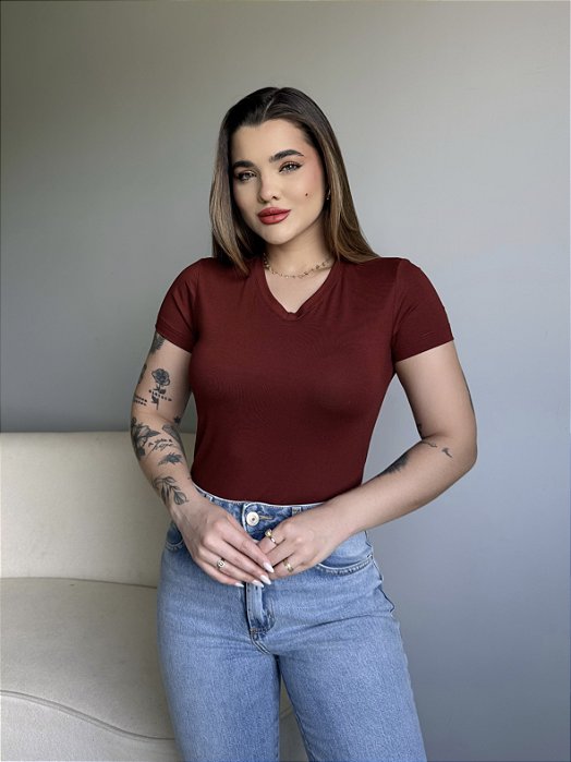 T-SHIRT GOLA V VISCOLYCRA - MARROM