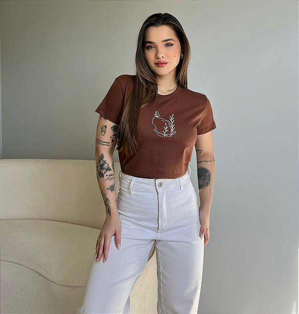T-SHIRT CAPIVARA - MARROM
