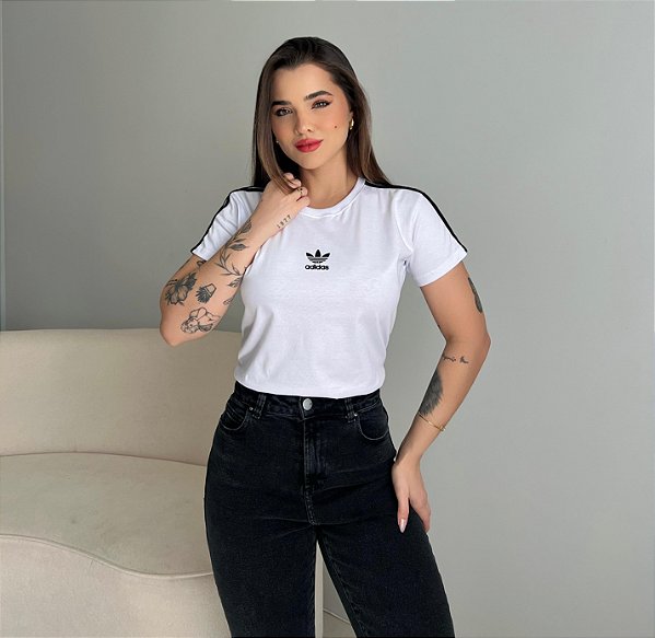 T-SHIRT ADIDAS LISTRAS - BRANCO