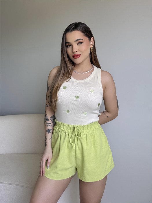 REGATA CANELADA (BORDADA) CORAÇÕES - BEGE NATURAL