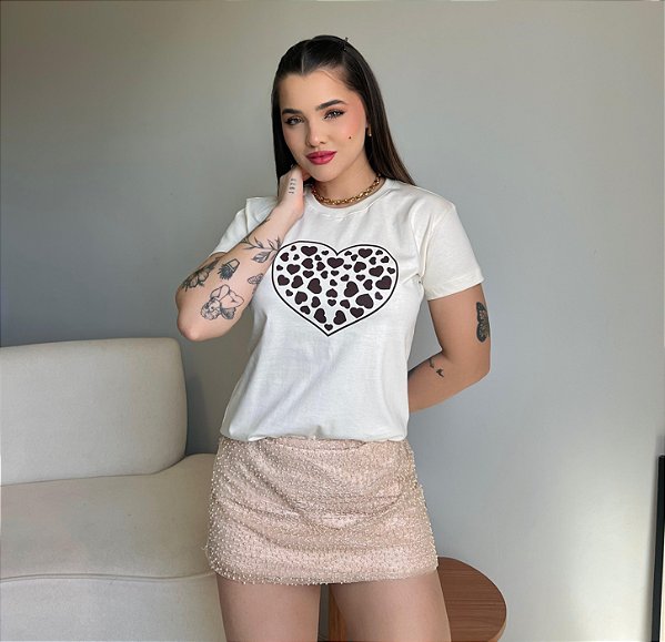 T-SHIRT MINI CORAÇÕES - BEGE NATURAL