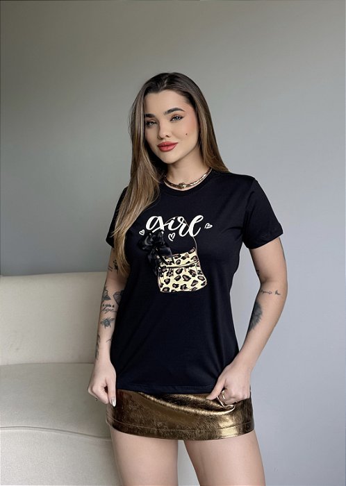 T-SHIRT GIRL C/APLICAÇÃO - PRETO