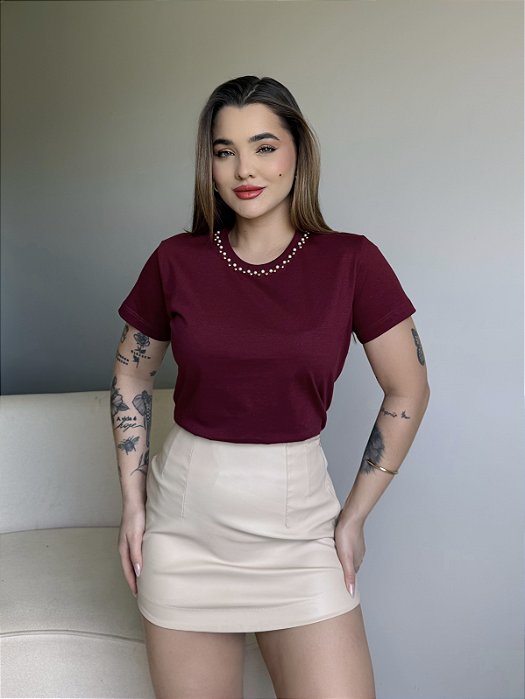 T-SHIRT PEROLAS NA GOLA - BORDO