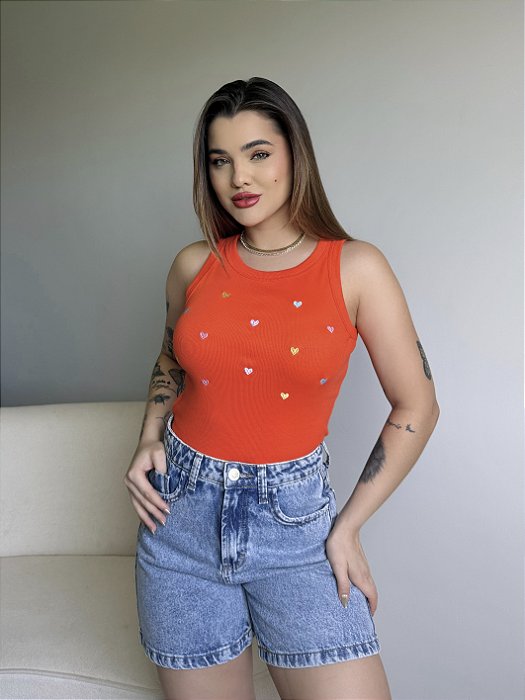 REGATA (BORDADA) CORAÇÃOZINHO - LARANJA