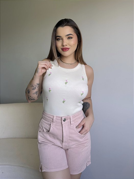 REGATA (BORDADA) FLOR - BEGE NATURAL