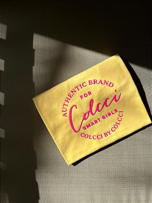 T-SHIRT COLCCI AUTHENTIC BRAND - AMARELO MANTEIGA