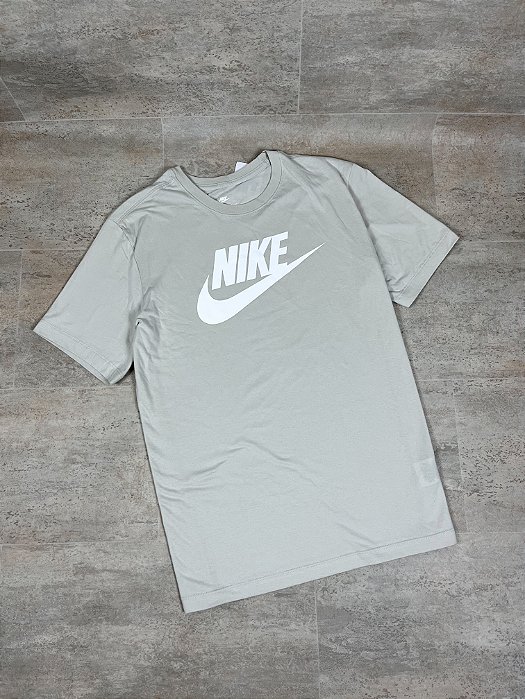 Camiseta Nike Sportswear Classic